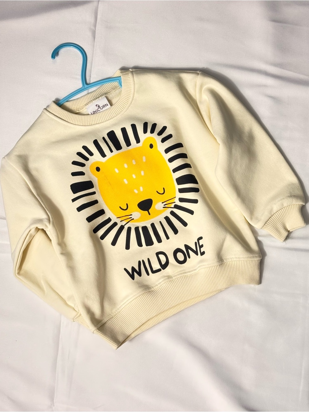 Cream 'Wild One' Lion Graphic Kids Sweatshirt
